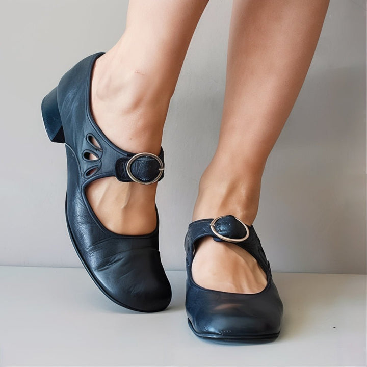 Lisa™  Luxe Leather Sandals
